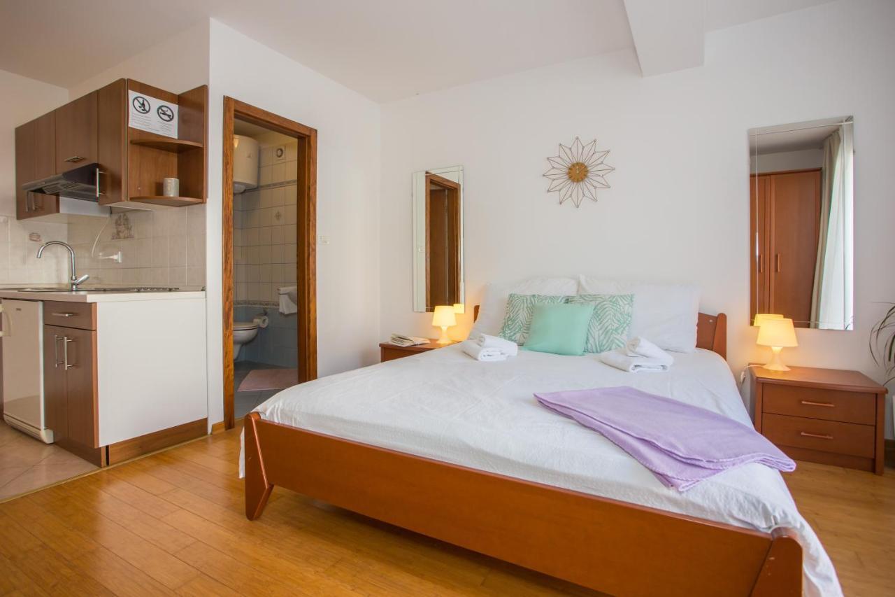 Studio Bel Poreč Buitenkant foto