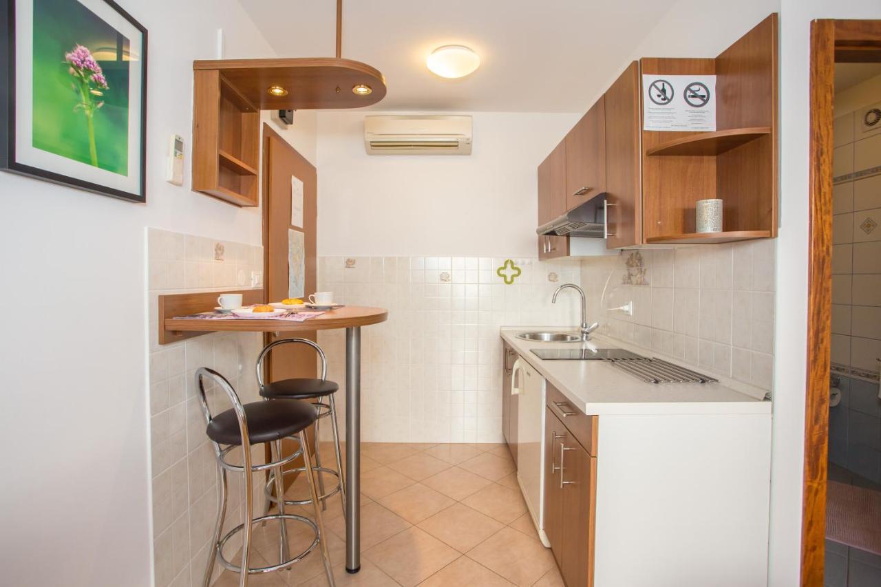 Studio Bel Poreč Buitenkant foto